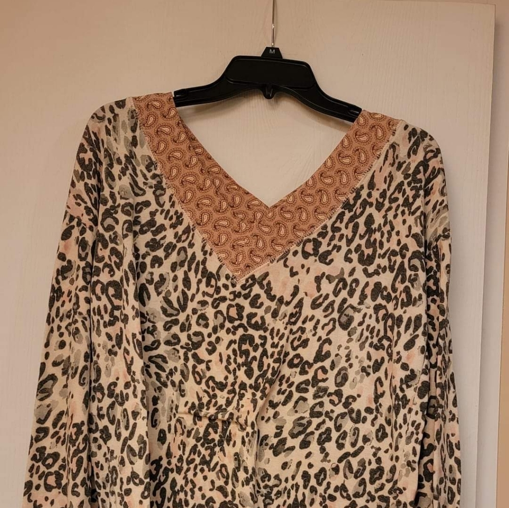 Leopard and bandana top